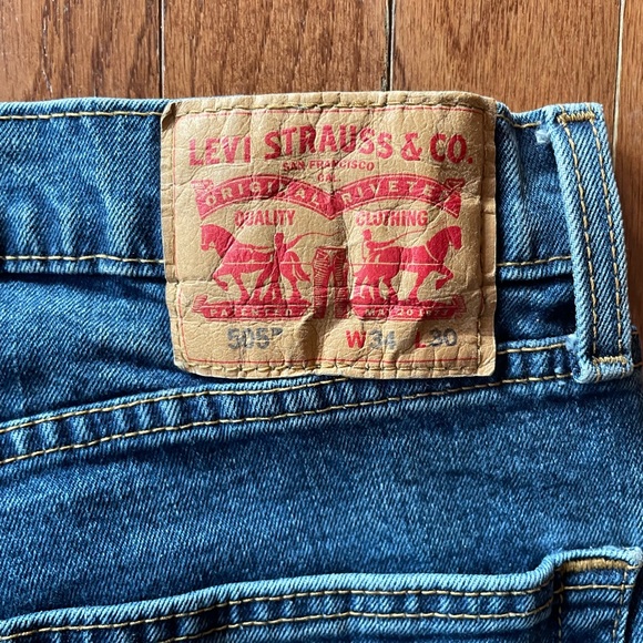 Levi's Men's Denim 505 Jeans Classic Straight Fit 34/30 EUC - Picture 1 of 7